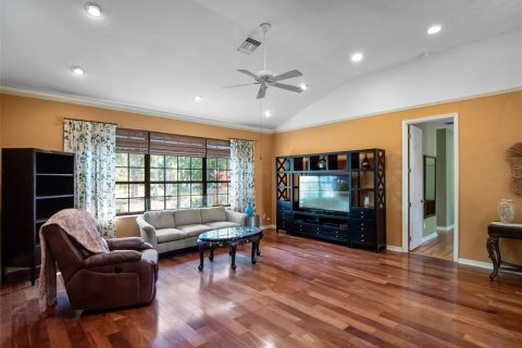 House in Leesburg, Florida 3 bedrooms, 220.09 sq.m. № 1644315 - photo 5