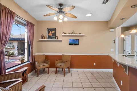 House in Leesburg, Florida 3 bedrooms, 220.09 sq.m. № 1644315 - photo 9