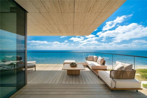 Copropriété à vendre à Surfside, Floride: 3 chambres, 291.34 m2 № 2088540 - photo 10