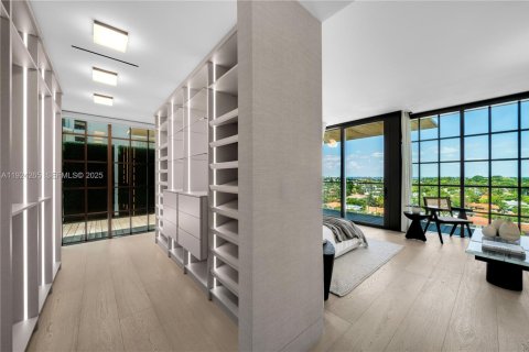 Copropriété à vendre à Surfside, Floride: 3 chambres, 291.34 m2 № 2088540 - photo 28