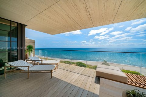 Copropriété à vendre à Surfside, Floride: 3 chambres, 291.34 m2 № 2088540 - photo 14
