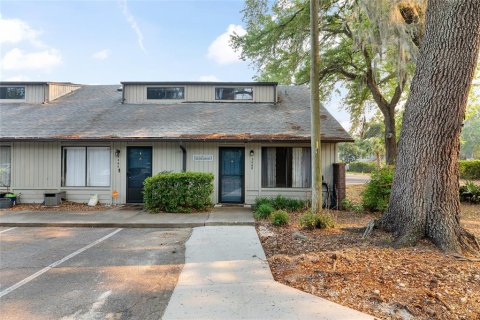House in Gainesville, Florida 2 bedrooms, 92.9 sq.m. № 2102008