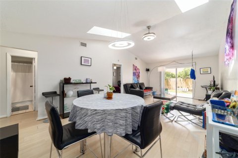 Casa en venta en Inverness, Florida, 2 dormitorios, 97.64 m2 № 1857703 - foto 7