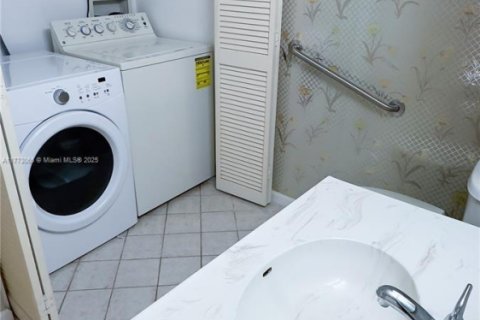 Купить кондоминиум в Палм-Бич-Гарденс, Флорида 3 спальни, 161.65м2, № 1731822 - фото 23