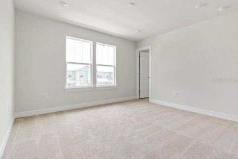 House in Orlando, Florida 4 bedrooms, 237.37 sq.m. № 1886247 - photo 9