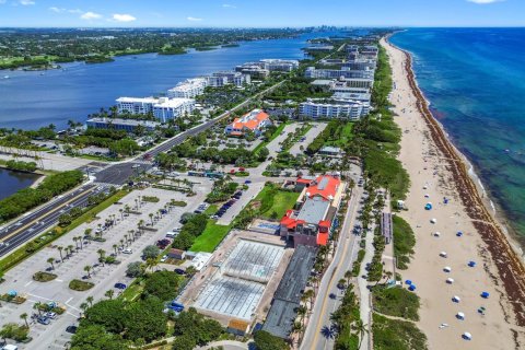 Condo in Palm Beach, Florida, 1 bedroom  № 2184146 - photo 14