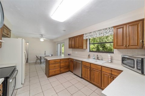 House in Micanopy, Florida 3 bedrooms, 246.38 sq.m. № 1740709 - photo 6