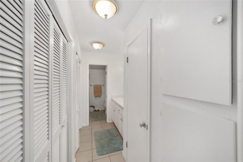 House in Micanopy, Florida 3 bedrooms, 246.38 sq.m. № 1740709 - photo 22