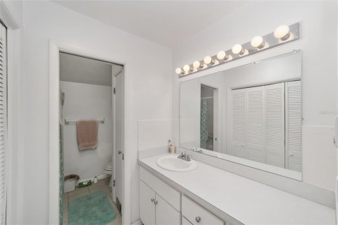 House in Micanopy, Florida 3 bedrooms, 246.38 sq.m. № 1740709 - photo 21