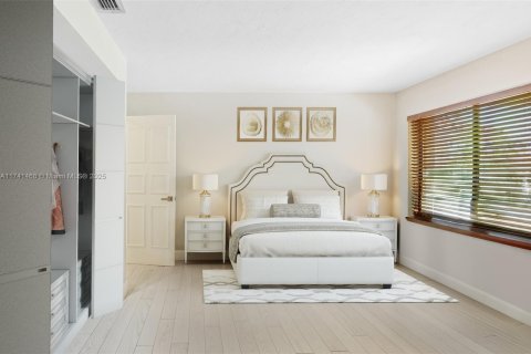 Villa ou maison à vendre à Miami, Floride: 4 chambres № 1492356 - photo 17