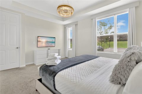 Adosado en venta en Kissimmee, Florida, 5 dormitorios, 213.12 m2 № 1902758 - foto 8