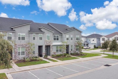 Adosado en venta en Kissimmee, Florida, 5 dormitorios, 213.12 m2 № 1902758 - foto 22