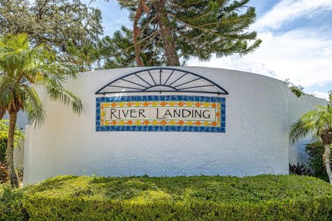 House in Temple Terrace, Florida 2 bedrooms, 144.37 sq.m. № 1871071 - photo 26