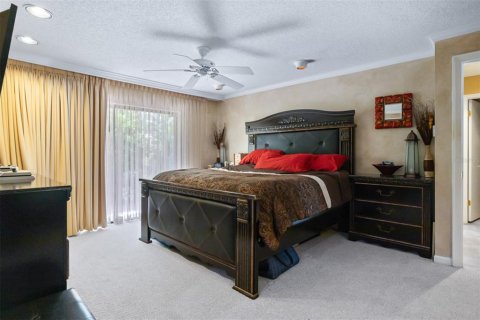 House in Temple Terrace, Florida 2 bedrooms, 144.37 sq.m. № 1871071 - photo 12