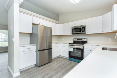 House in Ocala, Florida 4 bedrooms, 153.2 sq.m. № 1906950 - photo 12