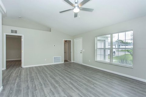 House in Ocala, Florida 4 bedrooms, 153.2 sq.m. № 1906950 - photo 5