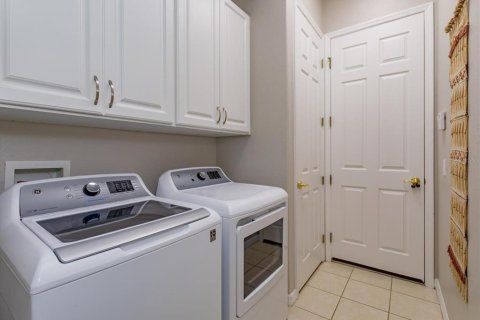 Villa ou maison à vendre à Orlando, Floride: 4 chambres, 212.28 m2 № 2400349 - photo 27