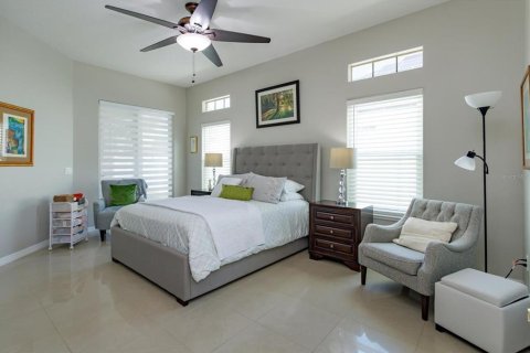 Villa ou maison à vendre à Orlando, Floride: 4 chambres, 212.28 m2 № 2400349 - photo 18