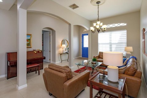 Villa ou maison à vendre à Orlando, Floride: 4 chambres, 212.28 m2 № 2400349 - photo 8