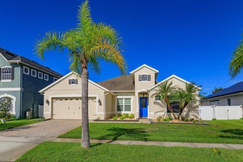 Villa ou maison à Orlando, Floride 4 chambres, 212.28 m2 № 2400349