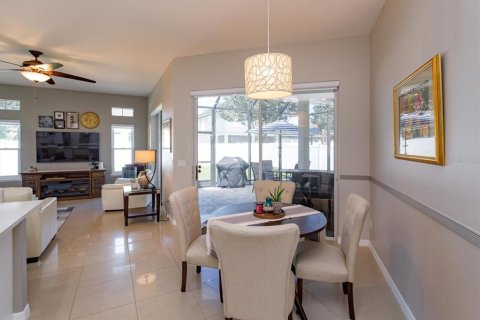 Villa ou maison à vendre à Orlando, Floride: 4 chambres, 212.28 m2 № 2400349 - photo 15