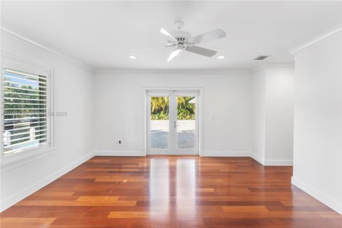 Casa en venta en Coral Gables, Florida, 4 dormitorios, 251.67 m2 № 1984522 - foto 8
