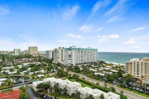 Condo in Pompano Beach, Florida, 2 bedrooms № 2260480 - photo 8