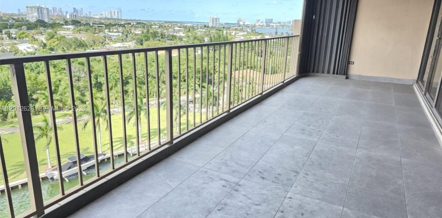 Condo à Miami, Floride, 2 chambres  № 2076074