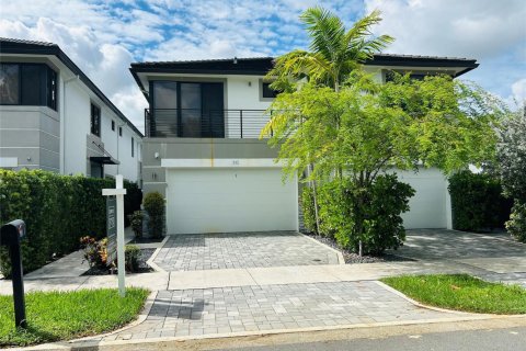 Townhouse in Fort Lauderdale, Florida 3 bedrooms, 235.79 sq.m. № 2086852