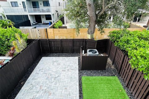 Townhouse in Fort Lauderdale, Florida 3 bedrooms, 235.79 sq.m. № 2086852 - photo 28