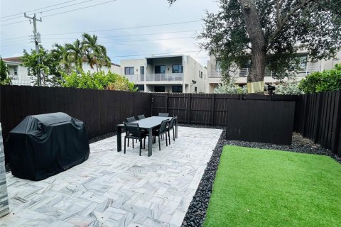 Townhouse in Fort Lauderdale, Florida 3 bedrooms, 235.79 sq.m. № 2086852 - photo 27