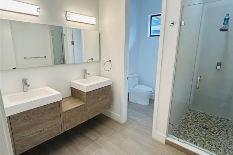 Townhouse in Fort Lauderdale, Florida 3 bedrooms, 235.79 sq.m. № 2086852 - photo 13