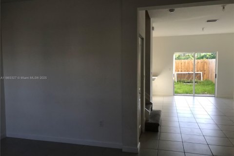 Villa ou maison à louer à Homestead, Floride: 3 chambres, 137.77 m2 № 1891679 - photo 5