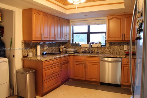Condominio en venta en Weston, Florida, 2 dormitorios, 128.39 m2 № 2088506 - foto 2