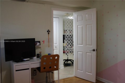 Condominio en venta en Weston, Florida, 2 dormitorios, 128.39 m2 № 2088506 - foto 20