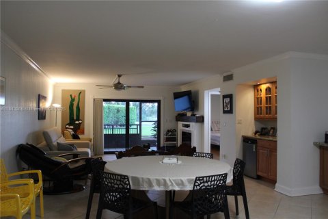 Condominio en venta en Weston, Florida, 2 dormitorios, 128.39 m2 № 2088506 - foto 18