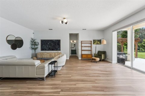 Villa ou maison à vendre à Orlando, Floride: 5 chambres, 319.4 m2 № 2396900 - photo 9
