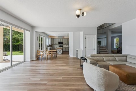 Villa ou maison à vendre à Orlando, Floride: 5 chambres, 319.4 m2 № 2396900 - photo 10