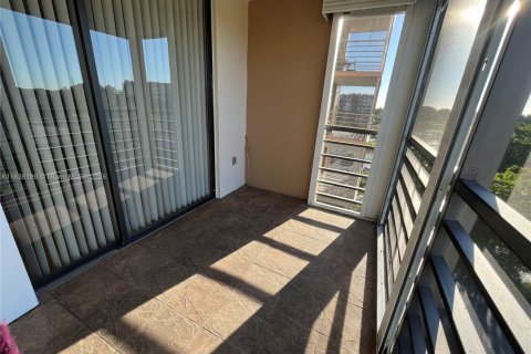 Condominio en venta en Pembroke Pines, Florida, 1 dormitorio, 68.75 m2 № 1823811 - foto 14