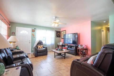 Casa en venta en Orlando, Florida, 3 dormitorios, 135.45 m2 № 2201862 - foto 14