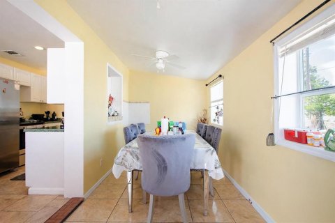Casa en venta en Orlando, Florida, 3 dormitorios, 135.45 m2 № 2201862 - foto 21