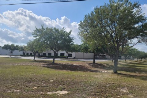 Immobilier commercial à louer à Ocala, Floride № 514096 - photo 1