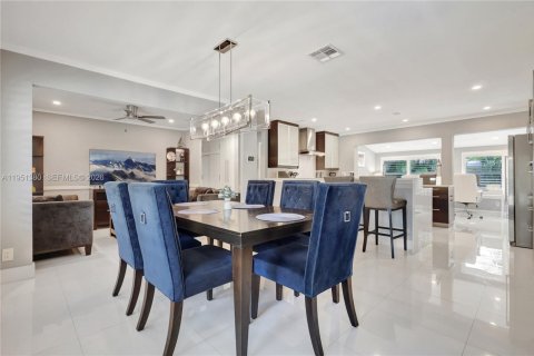 Купить виллу или дом в Уилтон-Мэнорс, Флорида 3 спальни, 124.86м2, № 2006382 - фото 8