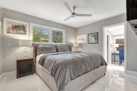 Купить виллу или дом в Уилтон-Мэнорс, Флорида 3 спальни, 124.86м2, № 2006382 - фото 12