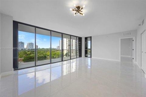 Купить кондоминиум в Авентура, Флорида 3 спальни, 167.22м2, № 1993039 - фото 2