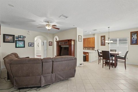 Villa ou maison à vendre à Riverview, Floride: 3 chambres, 177.35 m2 № 2408820 - photo 7