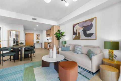 Condominio en alquiler en Miami, Florida, 1 dormitorio № 2026409 - foto 3