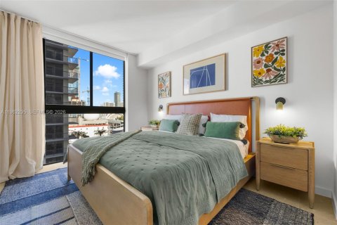Condominio en alquiler en Miami, Florida, 1 dormitorio № 2026409 - foto 13
