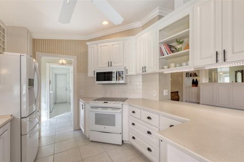 Villa ou maison à louer à Sarasota, Floride: 2 chambres, 157.28 m2 № 1884368 - photo 15