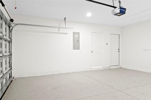 House in Orlando, Florida 3 bedrooms, 147.53 sq.m. № 1829672 - photo 7